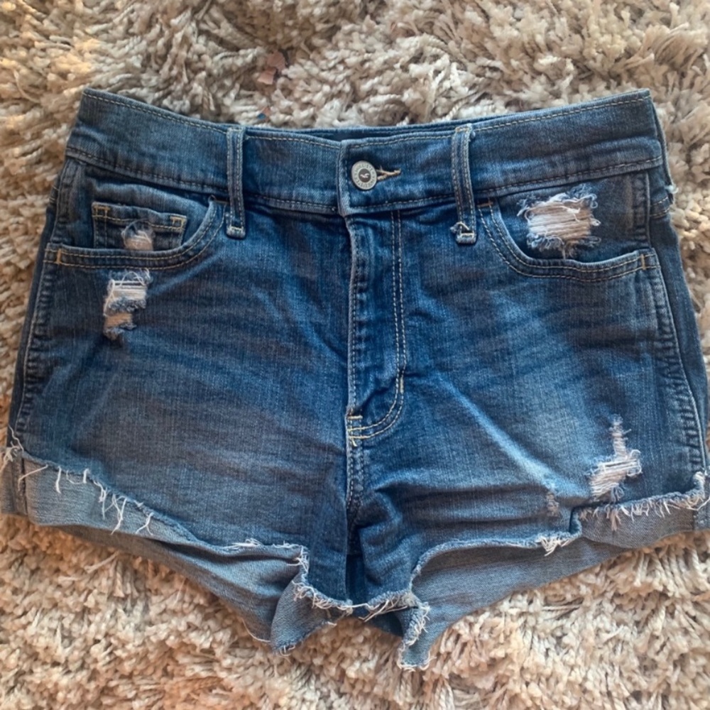 hollister “high rise short-short” blue jean shorts